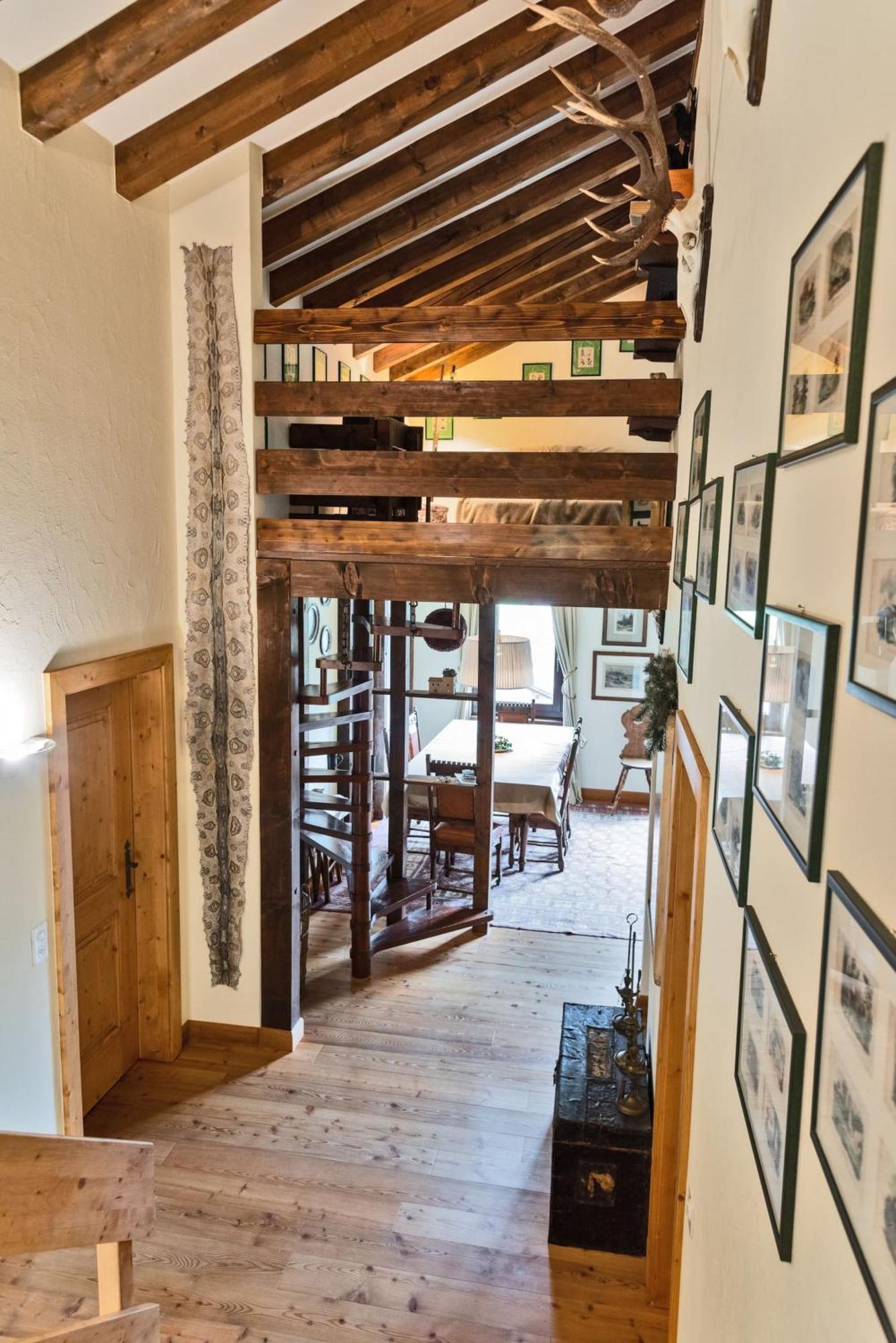 Ferienwohnung Chesa Martina - La Punt Exterior foto