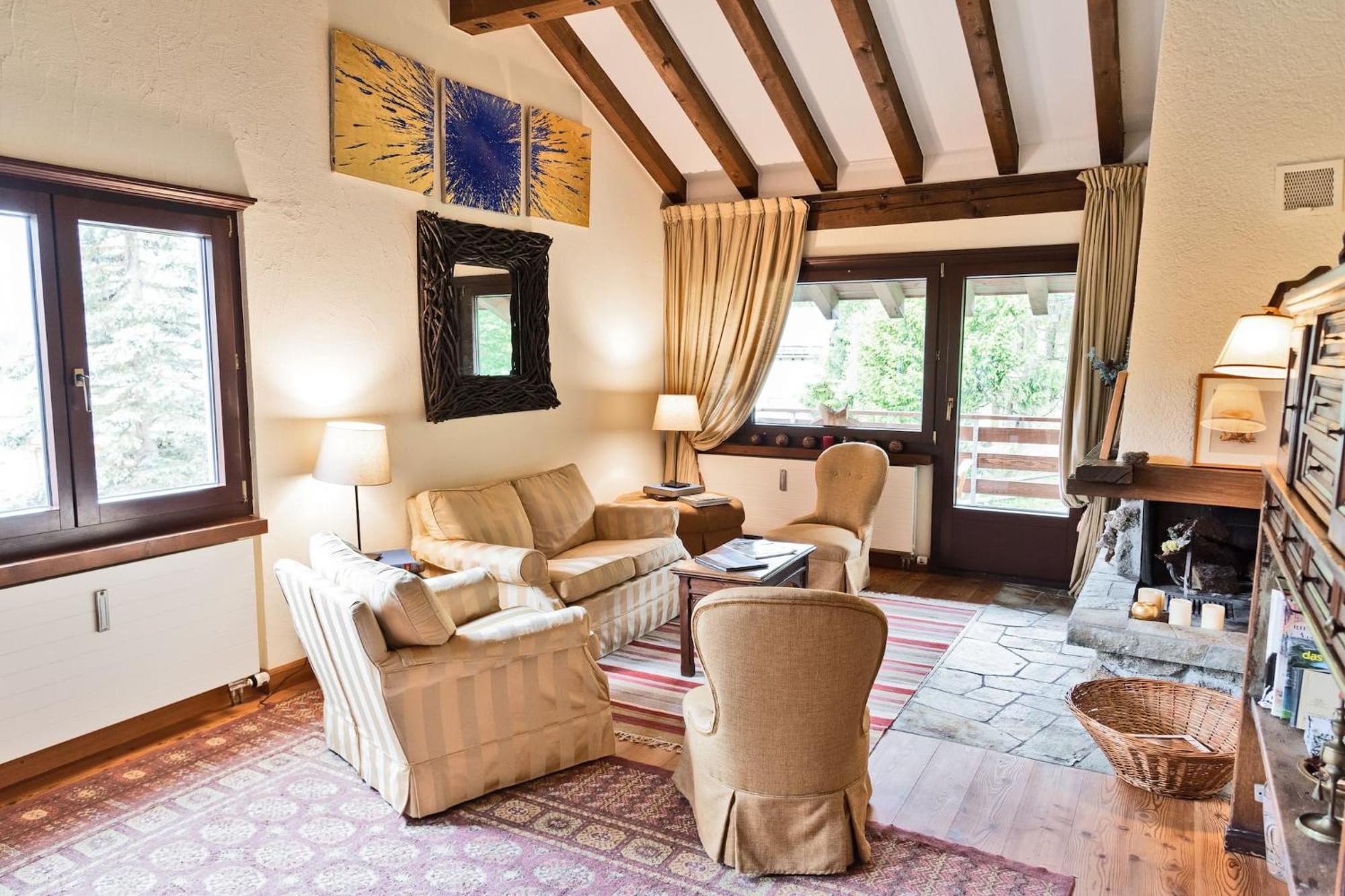 Ferienwohnung Chesa Martina - La Punt Exterior foto